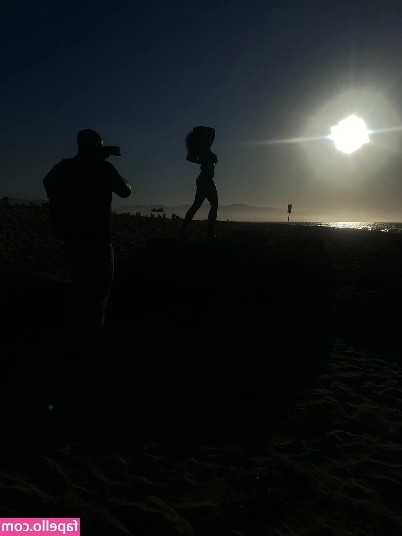 pyteee - 🦋Best Booty🦋 Round One Swipe for full view  A.) @winterceleste