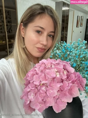 nastia_blond [ nastia-blond ] - you could just...slide right in 😋💦🖤❤️