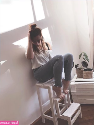 Freiraumreh - Wet Feet  Red Toes
