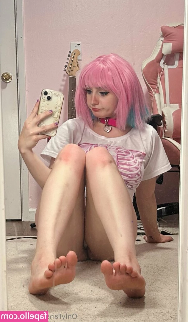 jelliesfiish - Birthday pussy