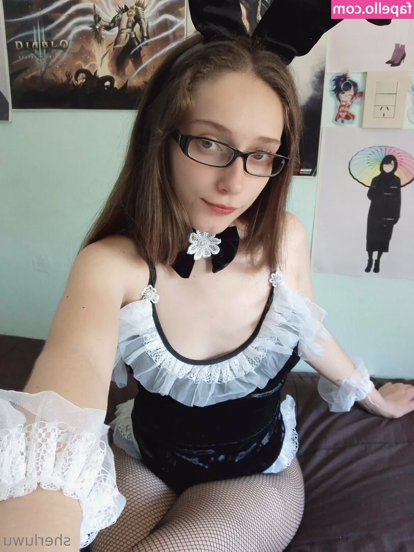 sherluwu - Cumming makes me smile 😊