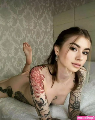 vickyduchesss - do you like my nipples puffy or hard? ✨