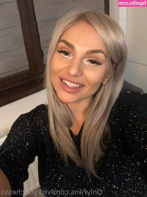vickyduchesss - Hi  Nice to finally be able to post on here  Figured I d kick things