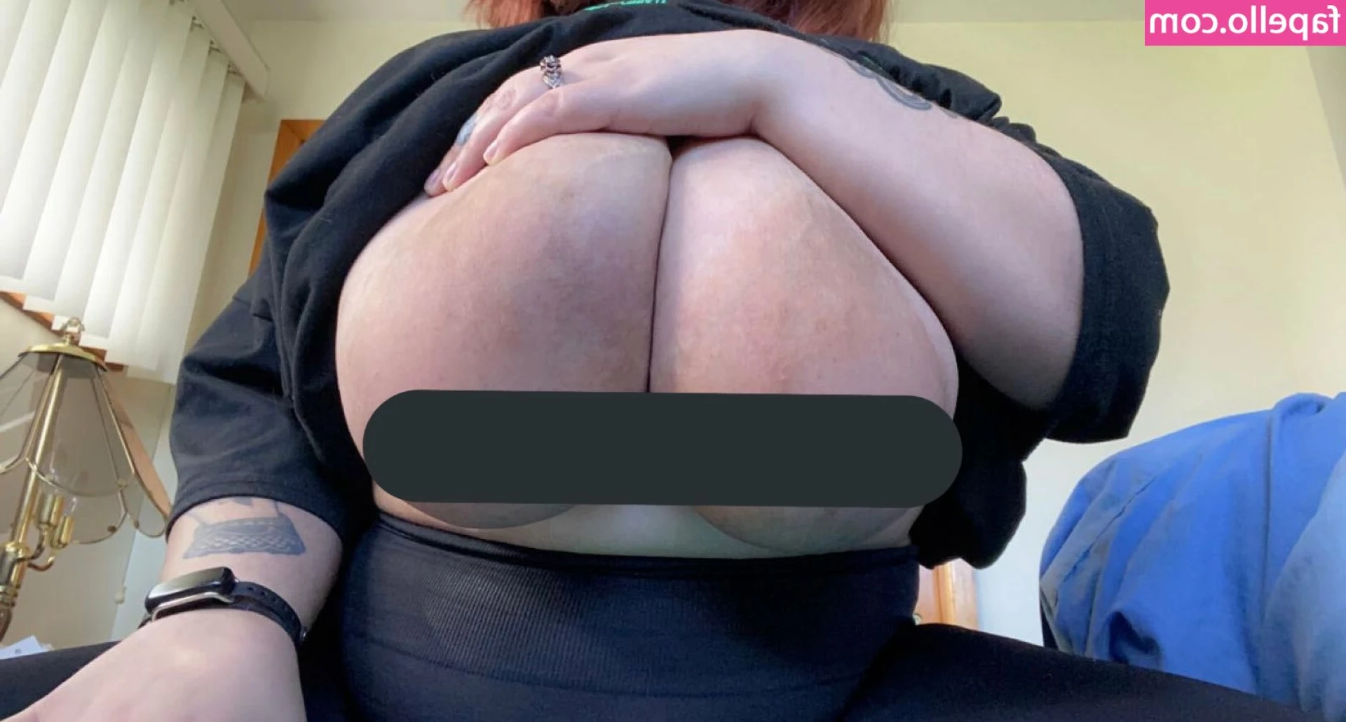 d0llydarko - Listen to My voice and get lost into My words. Close your eyes and