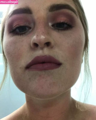 Gabb Goudy [ gabb-goudy-1 ] - I haven’t taken any vids for y’all in my new house in the shower