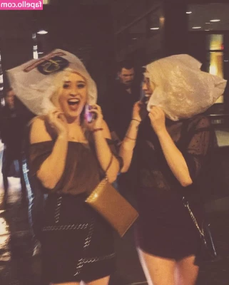 Gabb Goudy [ gabb-goudy-1 ] - Friday's mood is special 💫✨  I had a cocktail with a bestie,