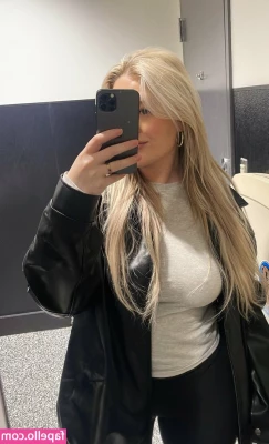 Gabb Goudy [ gabb-goudy-1 ] - What kind of masterbating videos do you want me to post