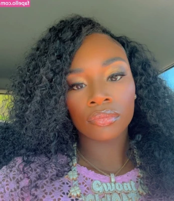 Claressa Shields [ claressa-shields ] - Close look up  so you can rub your clit and jerk it off Daddy has God