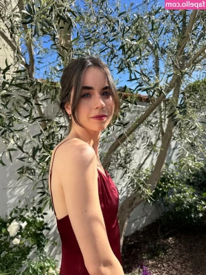 Sarah Desjardins [ sarah-desjardins ] - Squishy babe xoxox
