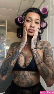 briani_arlyn [ briani-arlyn ] - I need a beach day