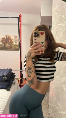 lenalifts - I had to leave for work in 10 minutes but I was horny asf when this