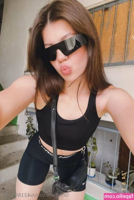 sharlotta_bell [ sharlotta-bell ] - If you want to be more than just an onlyfans sub why not drop by my