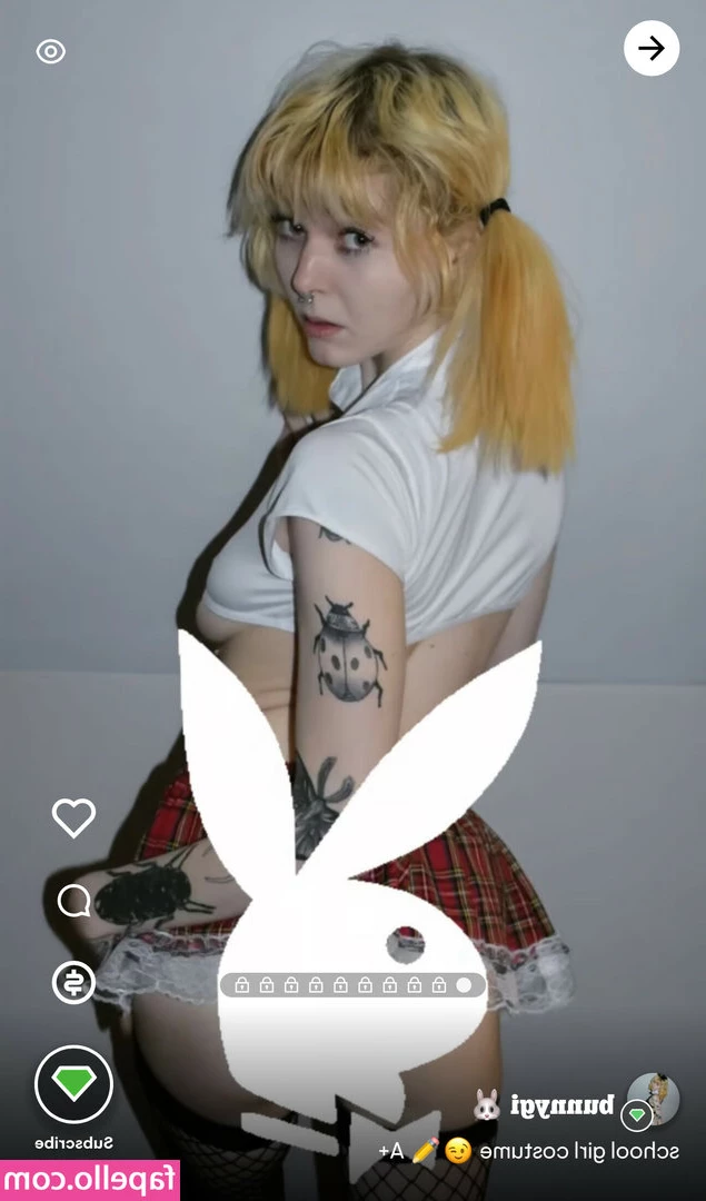 BunnyGi - À genoux pour admirer une beauté pareille