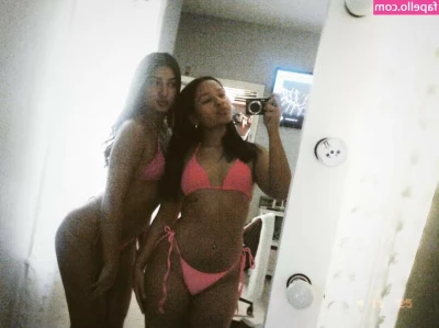 Aracelyanahiii - All the pictures from my photo shoot in the pool