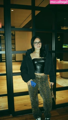 Aracelyanahiii - Wanna bake Xmas cookies with me?