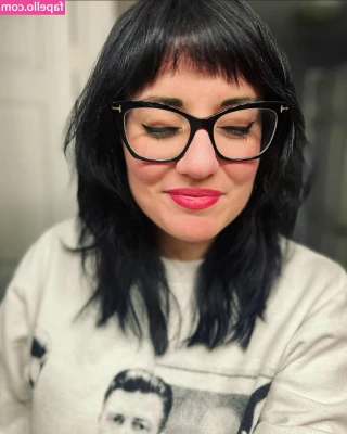Jamie Jirak [ jamie-jirak ] - Lemme know
