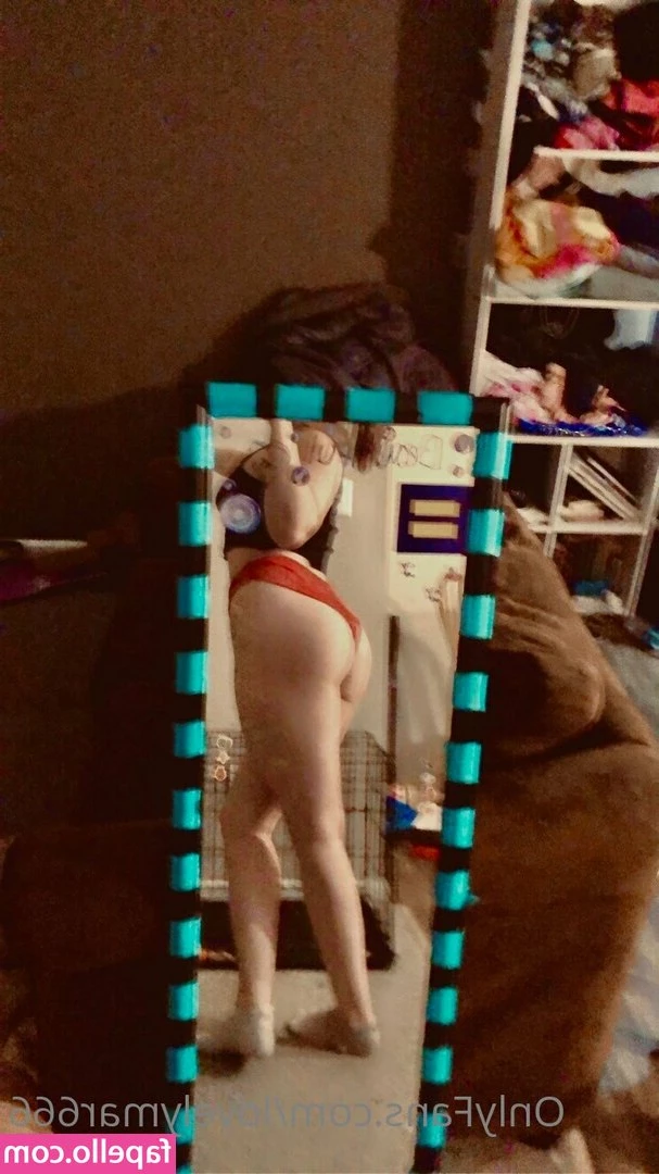 Lovelymar666 - Friendly reminder to go check my DMs