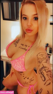 Laura Reeperbahn [ laura-reeperbahn ] - My nipples are begging for attention 💦