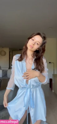 Sophie Mudd [ sophie-mudd-123 ] - Are you thinking what I m thinking