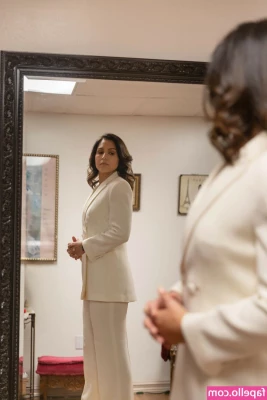 Tulsi Gabbard [ tulsi-gabbard ] - Happy Valentine s Day pets
