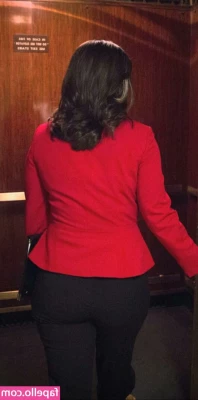 Tulsi Gabbard [ tulsi-gabbard ] - Send me a message Daddy