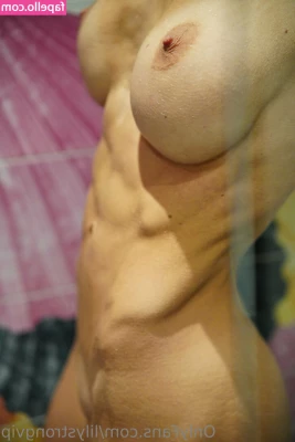 LilyStrongVIP - Anal fun today again in the studio  I love training My slaves    Ft  