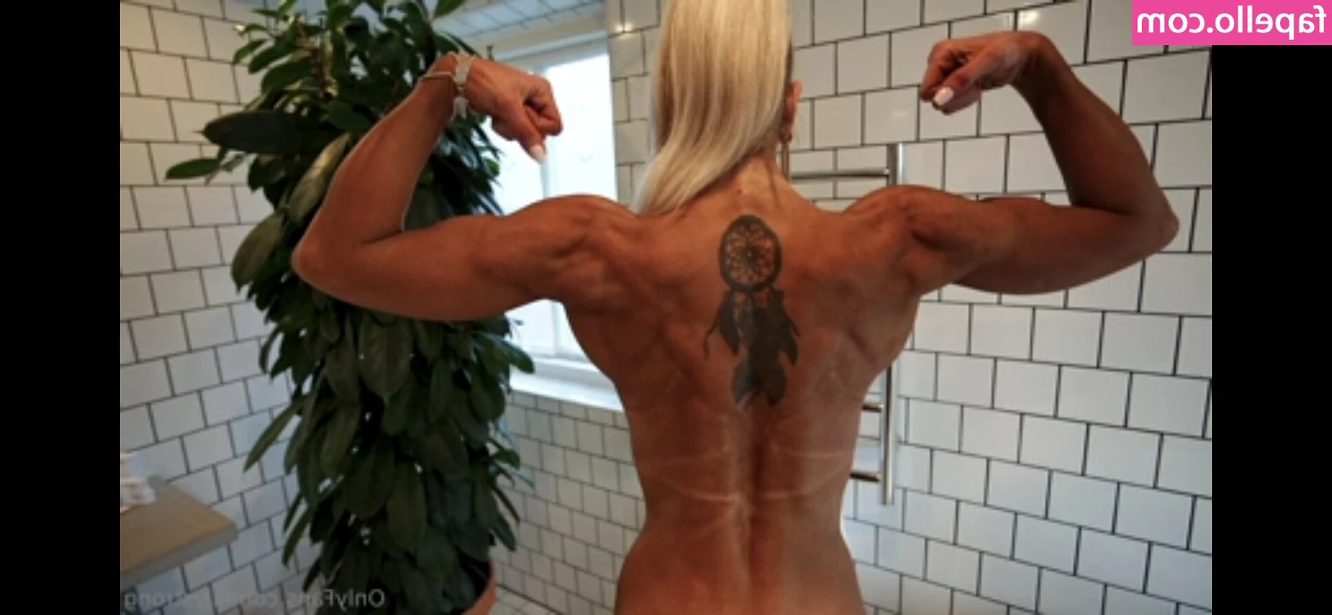 LilyStrongVIP - booty or dick?