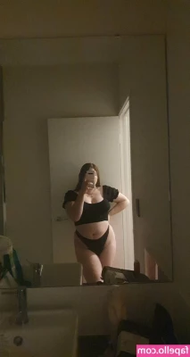 Brookeyboo_x [ brookeyboo-x ] - Do I look as delicious as feel