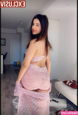  [ meetii-kalher ] - Sometimes you just have to give your cock a nice massage until you
