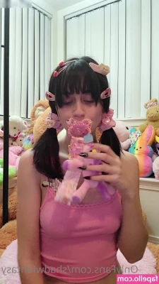 Shadwdivinity - I’m posting 2 videos of me fucking myself with a dildo later. Keep