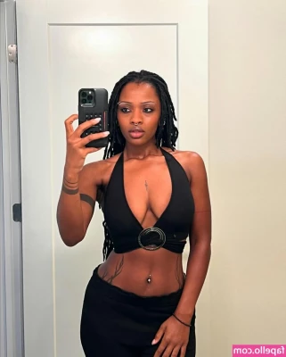 Jacinda - She s HOT and ready for you but are YOU ready for ME
