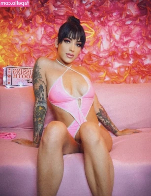 Mia Martinez [ mia-martinez ] - Lots of interest in the life size cutout we used in the MR LEECH