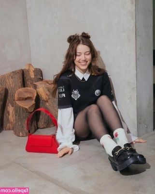 Grace Van Dien [ grace-van-dien ] - save me