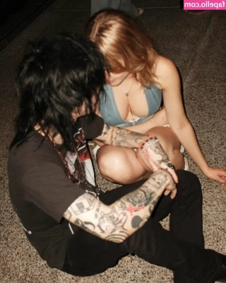 Grace Van Dien [ grace-van-dien ] - I went for a car drive yesterday and couldn't resist stroking my hard