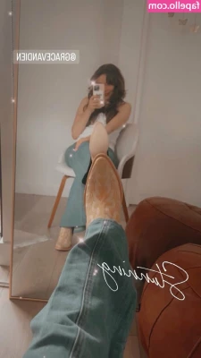 Grace Van Dien [ grace-van-dien ] - Hoy nuevas fotitos