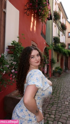 _Laura.jo [ laura-jo ] - How's my little beta Boi this morning??