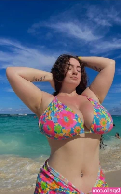 _Laura.jo [ laura-jo ] - In case you didn’t hear… Onlyfans isn’t getting rid of porn!