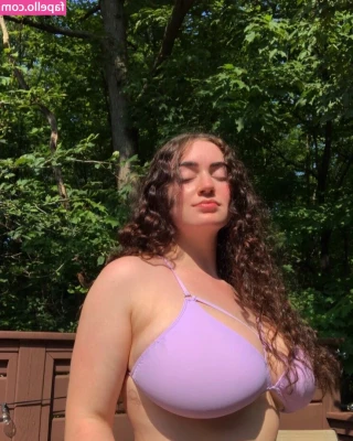_Laura.jo [ laura-jo ] - Hey babes Tomorrow we will start some big projects here on Onlyfans!