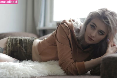 Avrora_sg [ avrora-sg ] - Tie me up and fuck me 😍