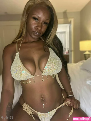 jezabelvisser - TGIF! Have a wet and wild weekend! I'll be filming all weekend with a