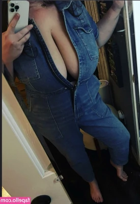 Busty Von Tease [ busty-von-tease-1 ] - Ando un poco caliente vienes y me sacas la leche 😰👀