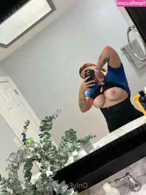 pytlynn1 - Happy Friday Let's get Naughty? 😏