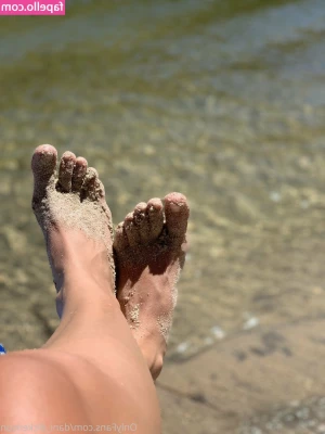 dani_dickenson [ dani-dickenson ] - DM for the cum shot video