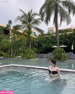 Sophia Elena [ sophia-elena ] - Heyyy    I took a little break today and got very horny   Want to cum