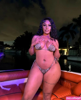 Taybaebe - Watch me fuck my self so much I leave myself in a dripping