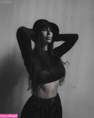 Bella Kraus [ bella-kraus ] - 20 de tip en este post y video masturbandome   cuesta más de  60