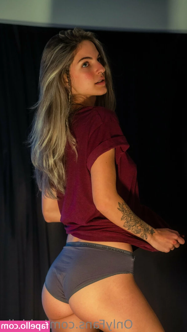 edrielle - New Glass Toy 🥰🥰 anal play and a cum countdown !! One of my