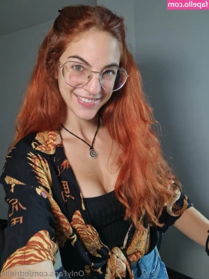 edrielle - Just letting the girls breathe