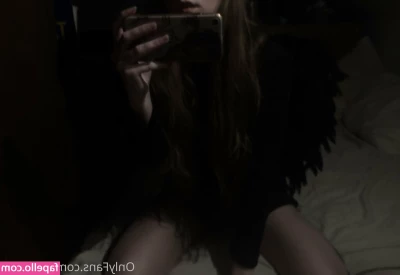 baddieve - Let me take them off for you 😋