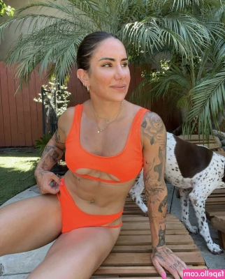 Stefi Cohen [ stefi-cohen ] - How you doing today Papi???